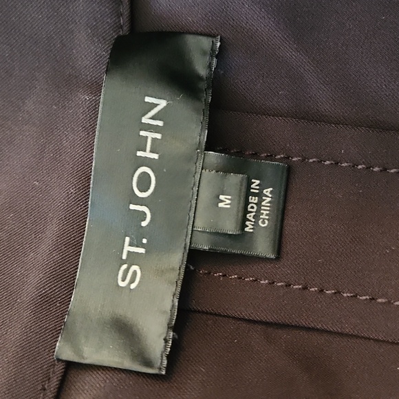 ST. JOHN two piece jacket and pants - Picture 7 of 12